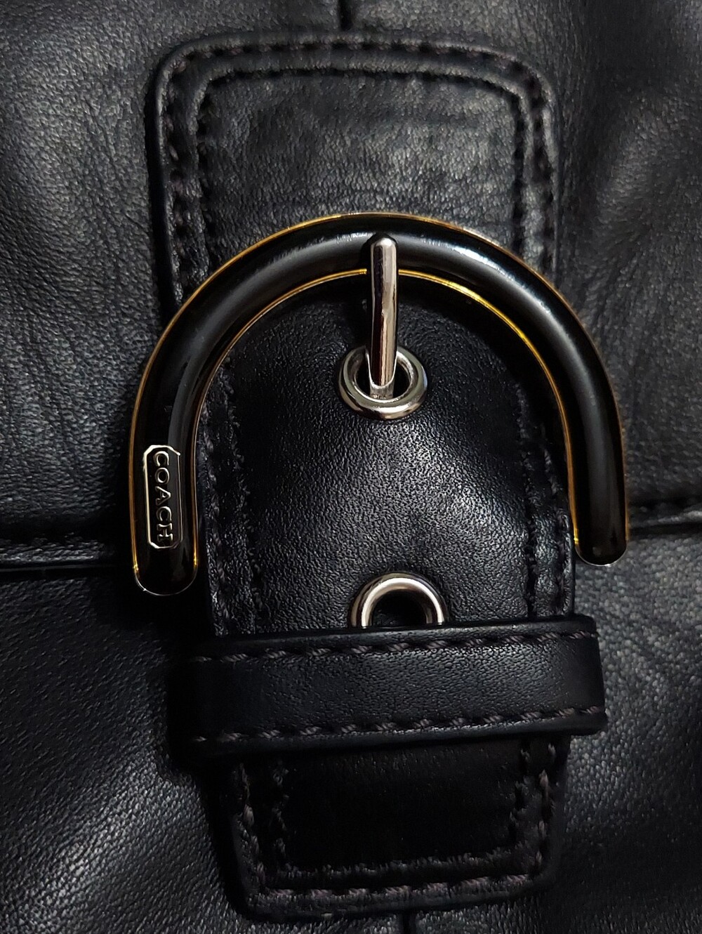 Coach Soho Buckle Flap Black Leather Crossbody Bag EUC - Picture 5 of 8